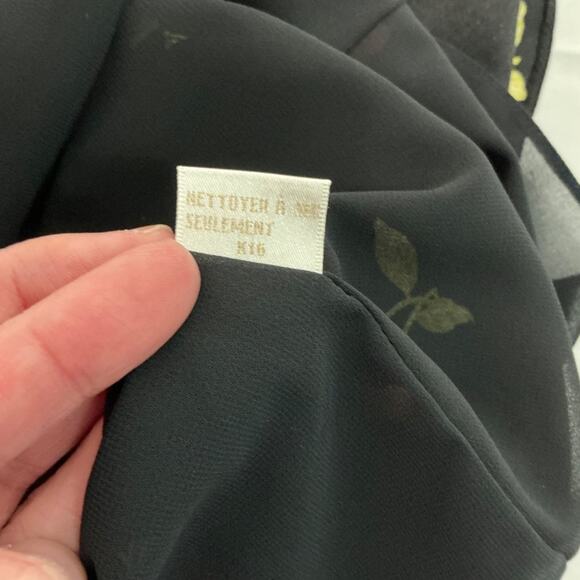 Dana Buchman Petites Silk Cherry Print Skirt 10P Black A-Line Vintage Y2K - Picture 8 of 8